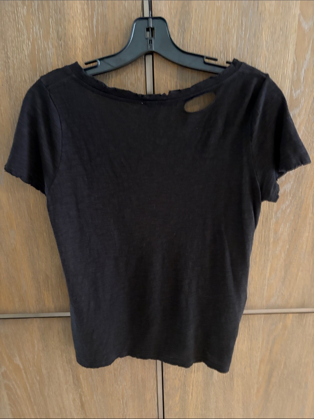 Olivaceous Distressed Black V-Neck Twist-Front Short Sleeve Tee - Picture 6 of 6
